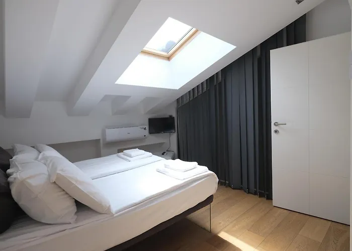 Alojamento de Acomodação e Pequeno-almoço Heart Of Loft & Trento